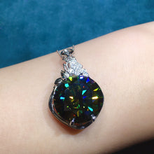 Load image into Gallery viewer, 15 Carat Dark Green Round Cut Pendant Certified VVS Moissanite Necklace