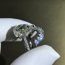 Load image into Gallery viewer, 8 Carat Pear Cut Moissanite Ring G-H Colorless VVS Bridal Set