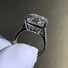 Load image into Gallery viewer, 6 Carat Ascher Cut Moissanite Ring VVS G-H Colorless