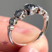 Load image into Gallery viewer, Round Cut Seven Stone Moissanite Ring Gray Color