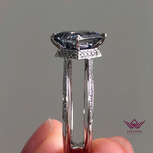 Load image into Gallery viewer, Kite Cut Halo Beadset Moissanite Ring Gray Color