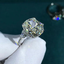 Load image into Gallery viewer, 5 Carat Cushion cut Moissanite Ring Rare Size VVS K-M Color