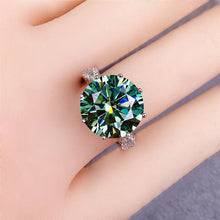 Load image into Gallery viewer, 6 Carat Green Round Cut 8 Prong Reverse Tapered Split Shank VVS Moissanite Ring