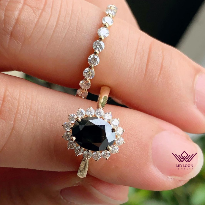 Oval Cut Halo Black Bridal set Moissanite Ring and Band