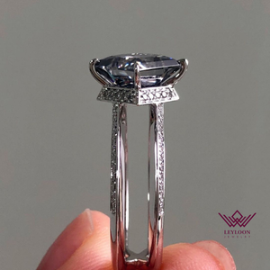 Kite Cut Halo Beadset Moissanite Ring Gray Color