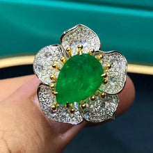 Load image into Gallery viewer, 6 Carat Pear Cut Two-tone Five Petal Flower Halo Lab Green Emerald Ring