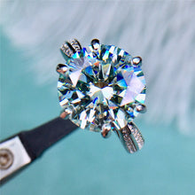Load image into Gallery viewer, 5 Carat Round Cut Moissanite Ring Bead Set Certified VVS D Color