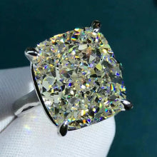 Load image into Gallery viewer, Custom Listing for Upgrading Lovely Jennifer&#39;s Ring to 14K with Certified Moissanite