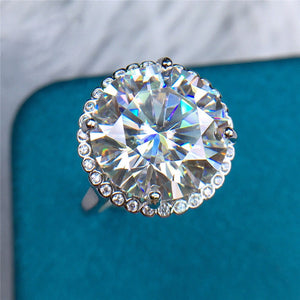 8 Carat D Color Round Cut Gleaming Halo Plain Shank Certified VVS Moissanite Ring