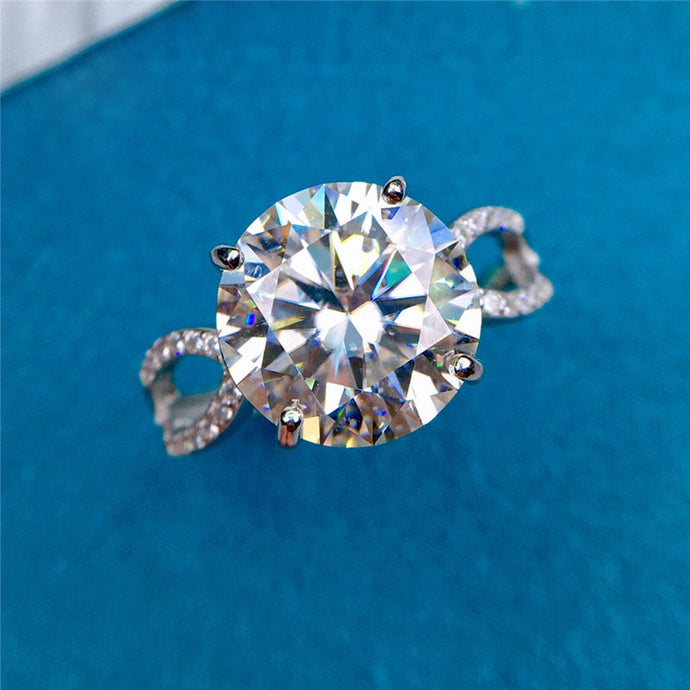 5 Carat Round Cut Moissanite Ring 4 Prong Pinched Split Shank Certified VVS D Color
