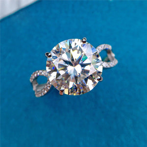 5 Carat Round Cut Moissanite Ring 4 Prong Pinched Split Shank Certified VVS D Color