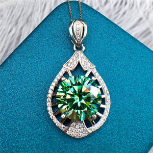 6 Carat Green Round Cut 4 Prong Beaded Water Drop VVS Moissanite Necklace