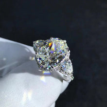 Load image into Gallery viewer, 5 Carat Oval Cut Moissanite Ring Halo Three-stone VVS K-M Colorless