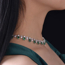 Load image into Gallery viewer, The Green Oval Line Chain Necklace