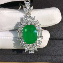 Load image into Gallery viewer, 10 Carat Colorless Cushion Cut VVS Simulated Green Emerald Necklace
